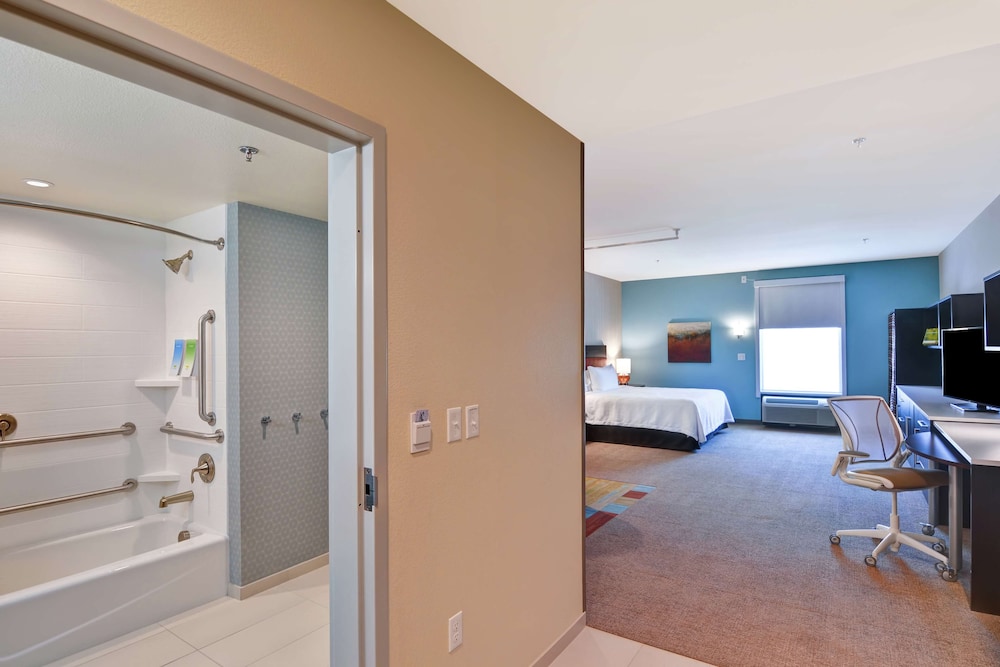 Home2 Suites by Hilton Las Vegas Strip South - photo 6