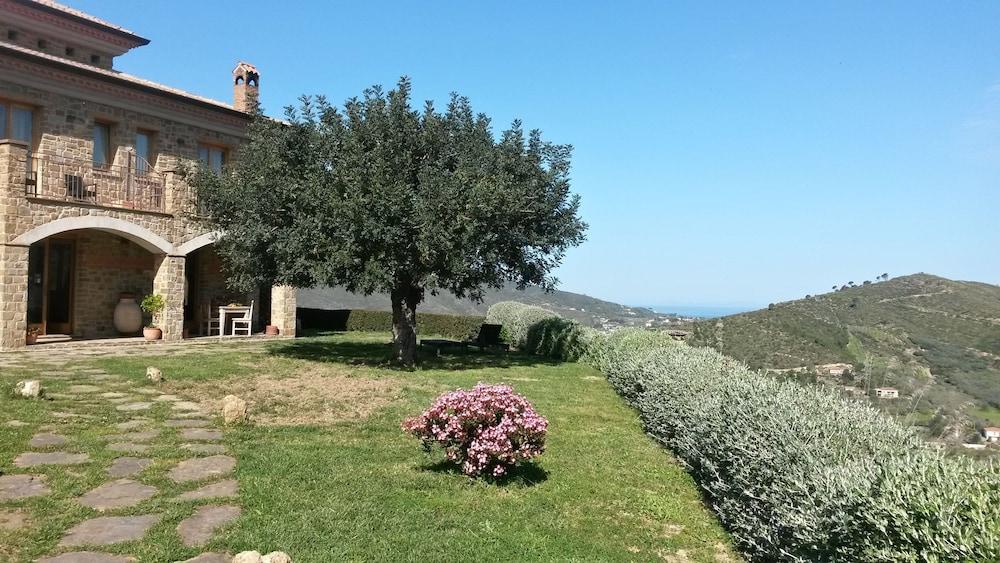 Sulle onde della collina — hotel in Montecorice