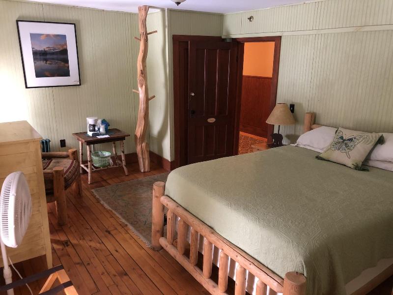 The Woods Inn - photo 12