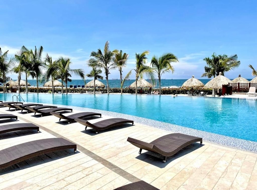 Fares Rents — 4-Star Luxury Hotel in Santa Marta, Colombia