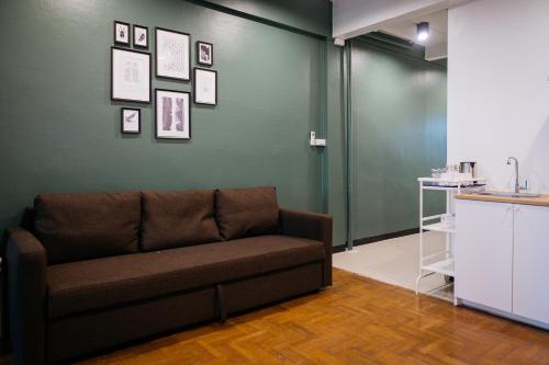 T3 TWO Bedrooms WIFI Full kitchen 1 min to BTS
