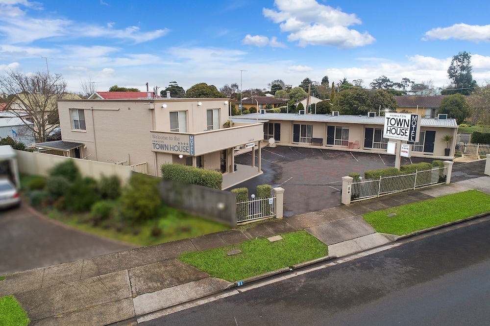 Hamilton Townhouse Motel — 4-Star Luxury Hotel in Hamilton, Australia