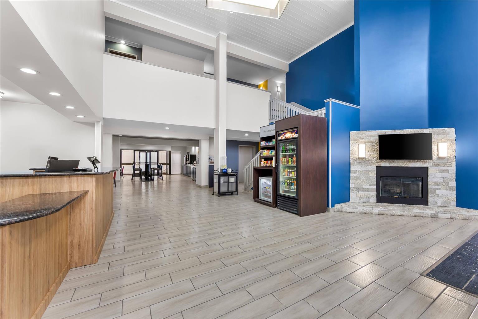 Comfort Suites London South - photo 11