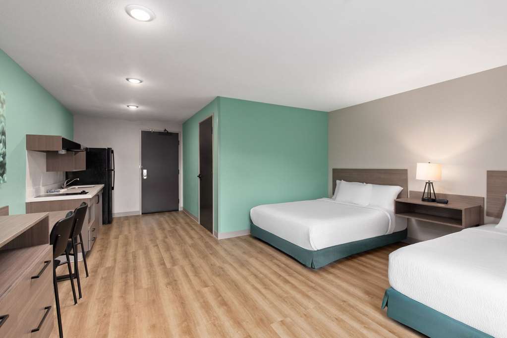 ECHO Suites Extended Stay by Wyndham Nashville Gallatin - photo 36