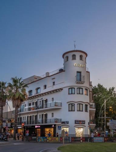 Cliper Apartments by Escampa Hotels in Castell-Platja D'aro, Spain