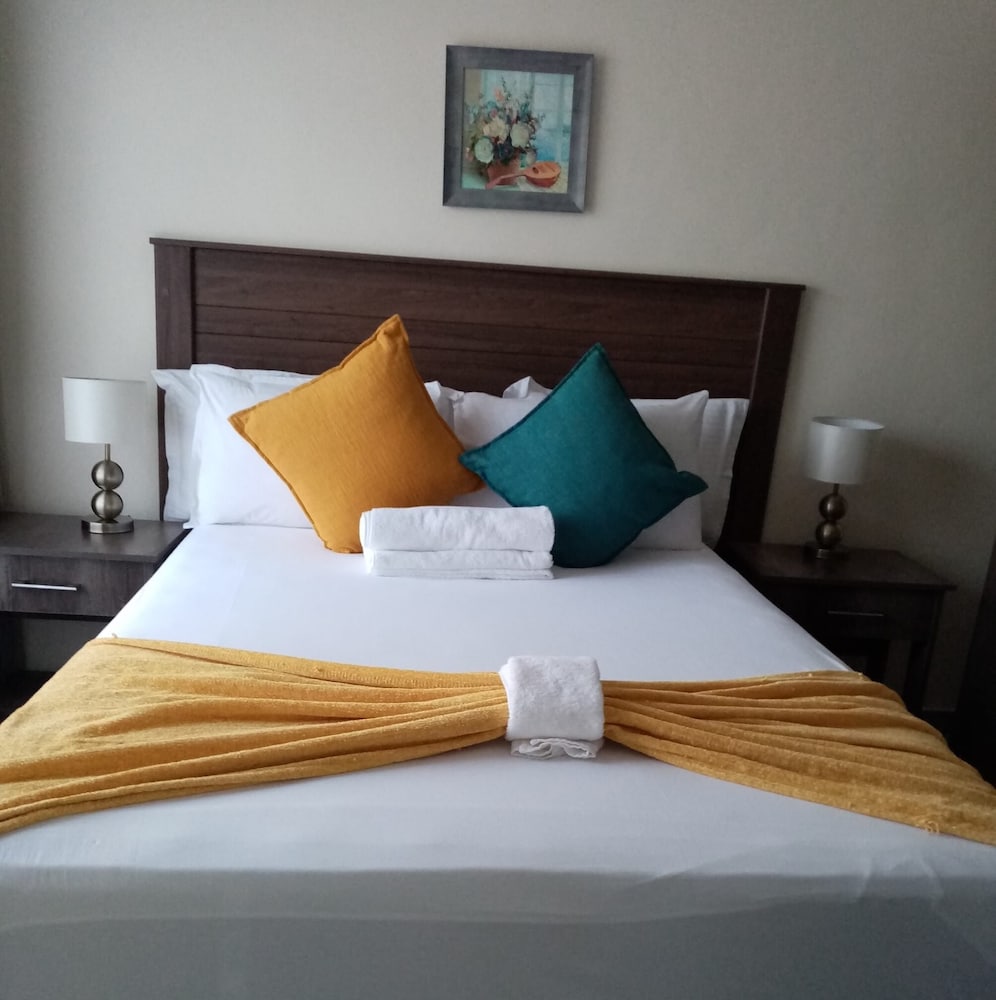 The Nook Guesthouse — Tshabong — photo 4