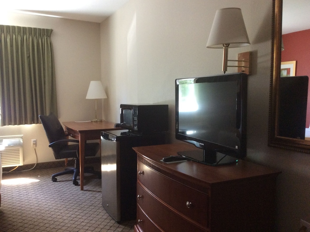 Riverside Hotel - photo 9