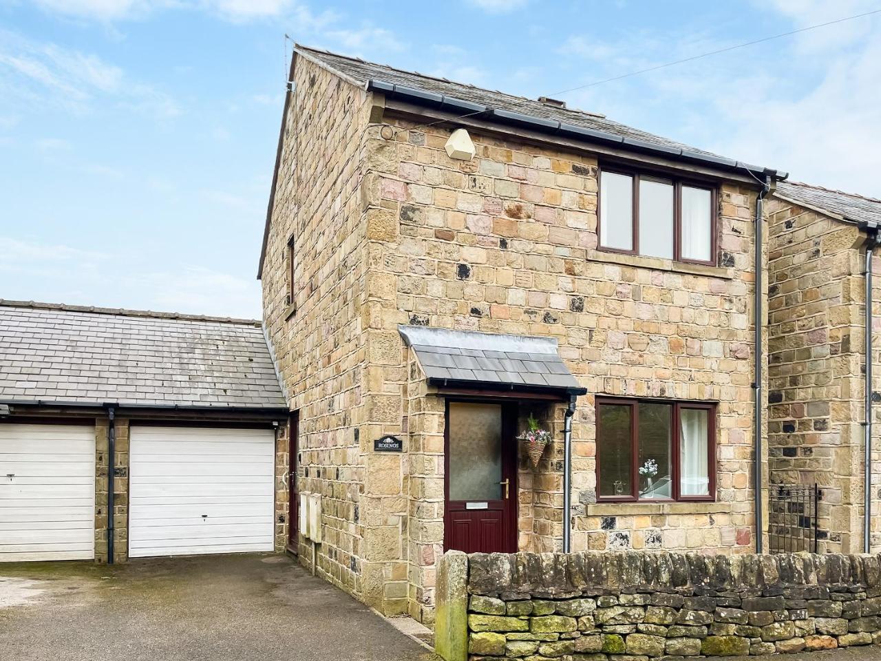 Rosings - carbon neutral hotel in Bradfield