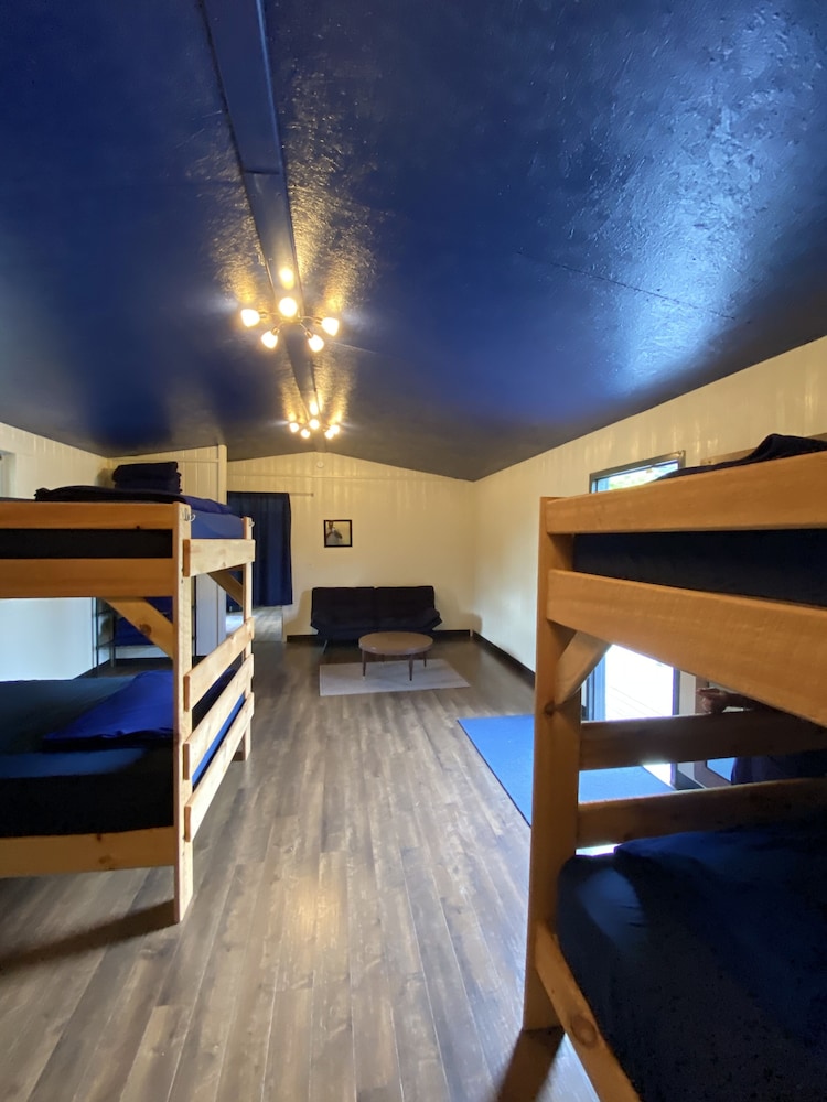 Godspeed Events & Lodging - photo 11