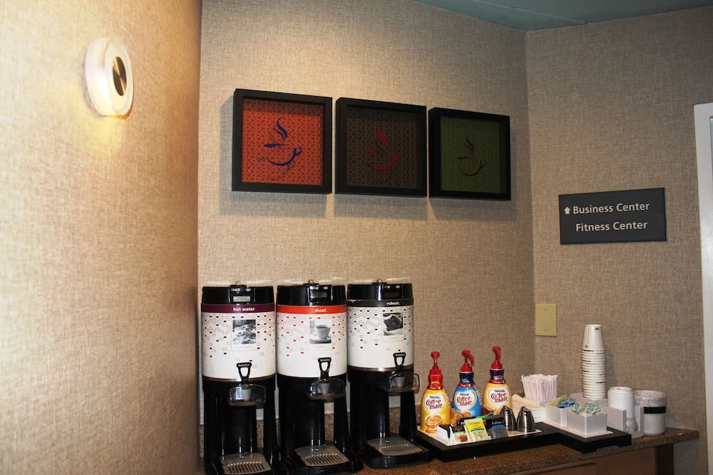 Hampton Inn Perry Ga - photo 28