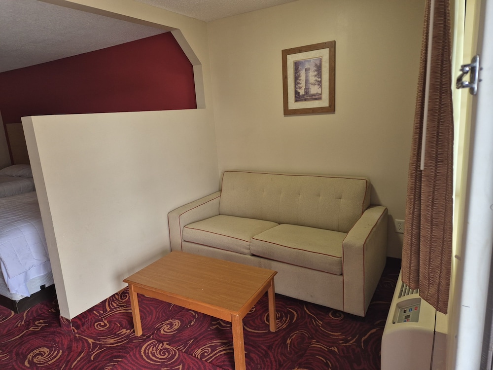 General Bragg Inn & Suites Chickamauga - photo 13