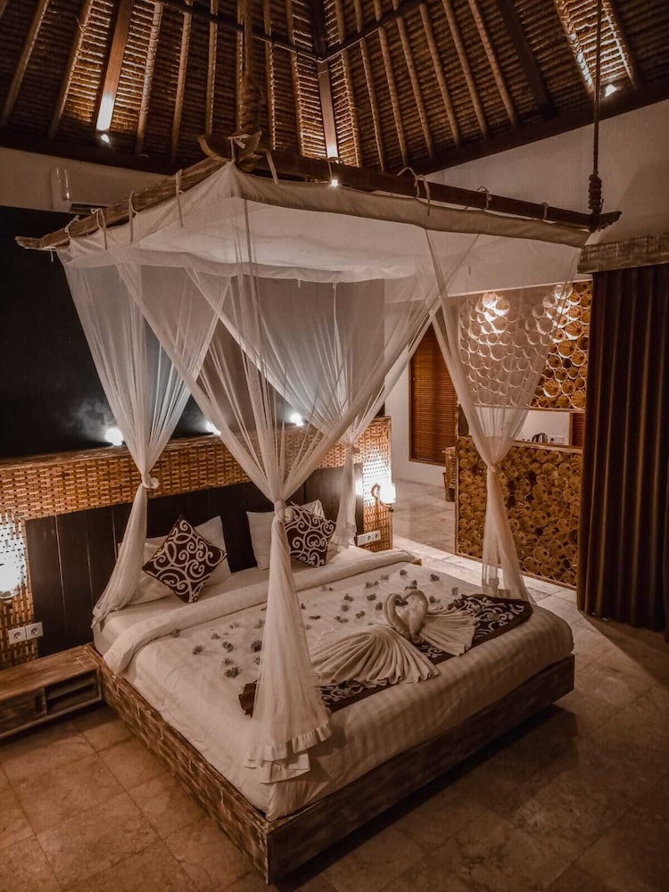 Tirta sari — 4-Star Luxury Hotel in Bali, Indonesia
