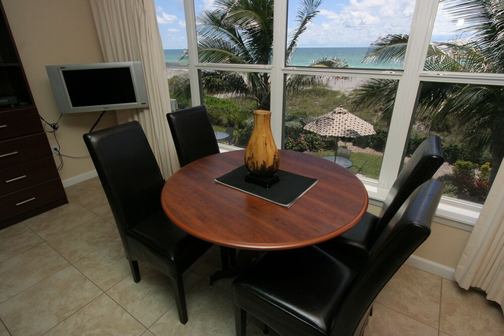 The Beach on Longboat Key by RVA - photo 21