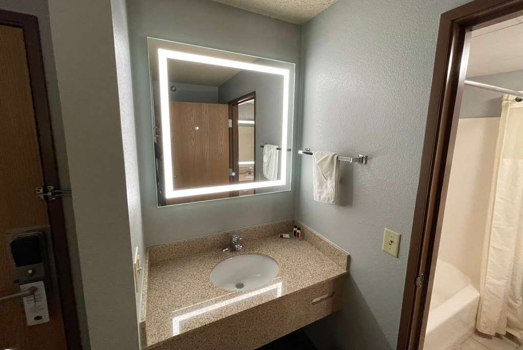AmericInn by Wyndham Sayre - photo 26
