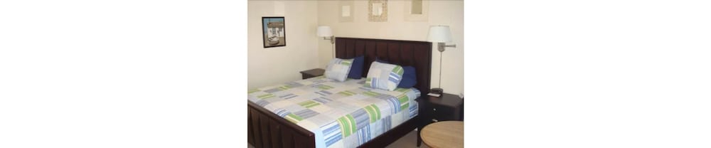 Coast Village Inn & Cottages - photo 13
