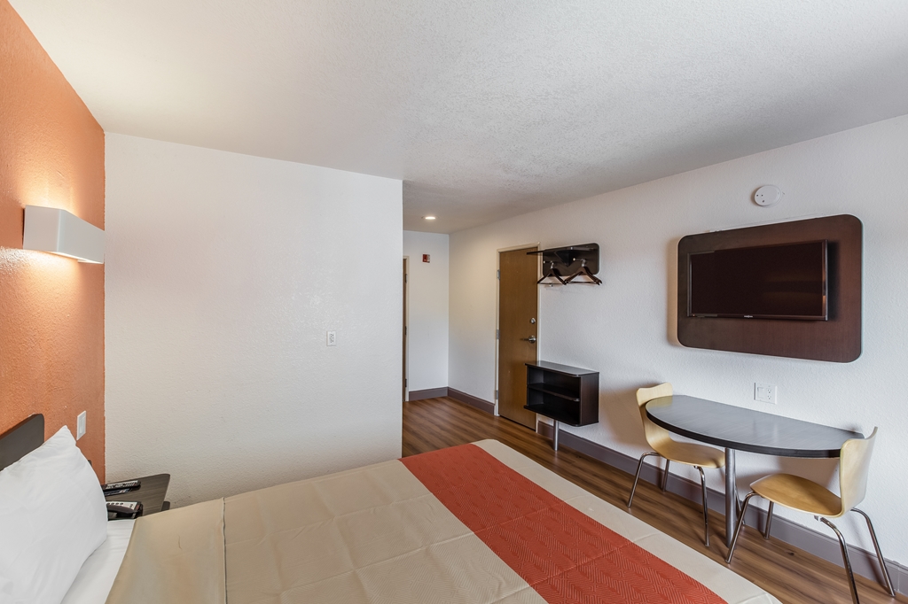 Motel6 Dallas TX South - photo 8