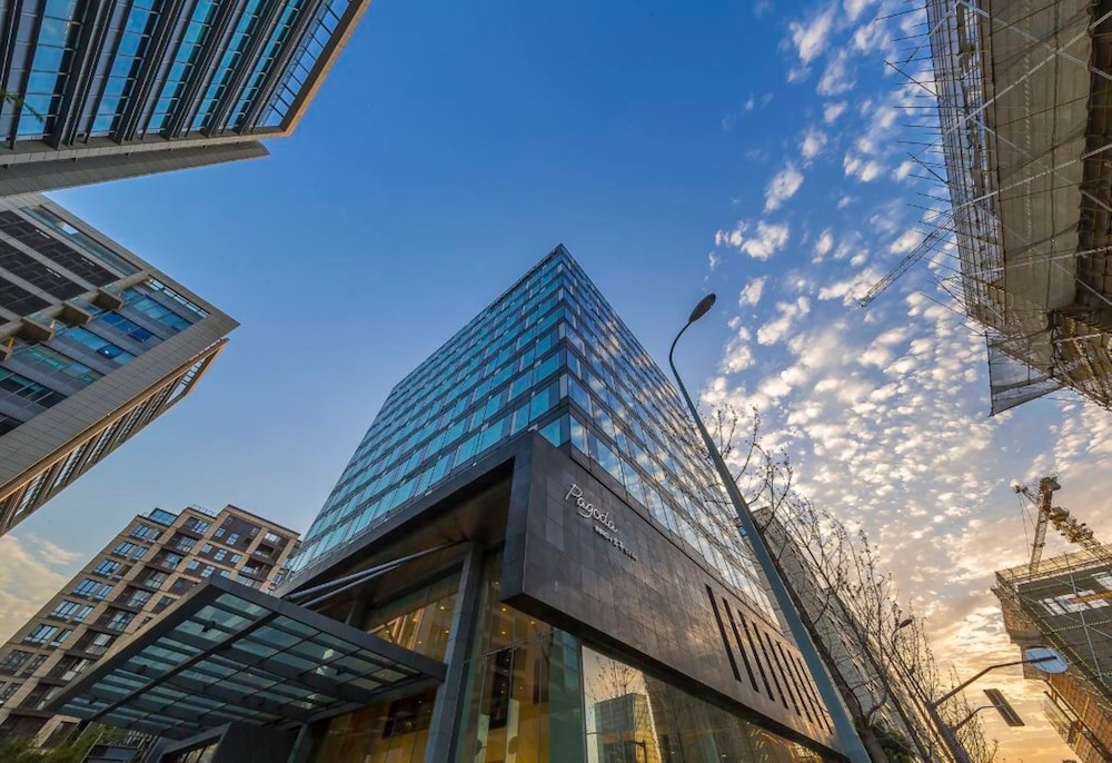 SSAW Pagoda Hotel Shanghai — 5-Star Luxury Hotel in Shanghai, People's Republic of China