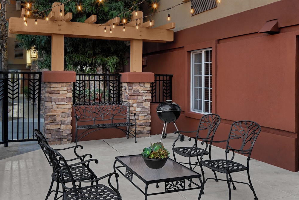 Larkspur Landing Extended Stay Suites Folsom - photo 28