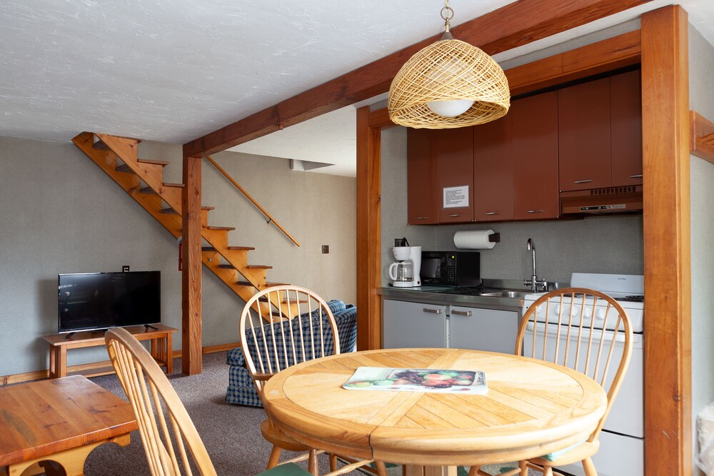 Town & Country Motor Inn - photo 23