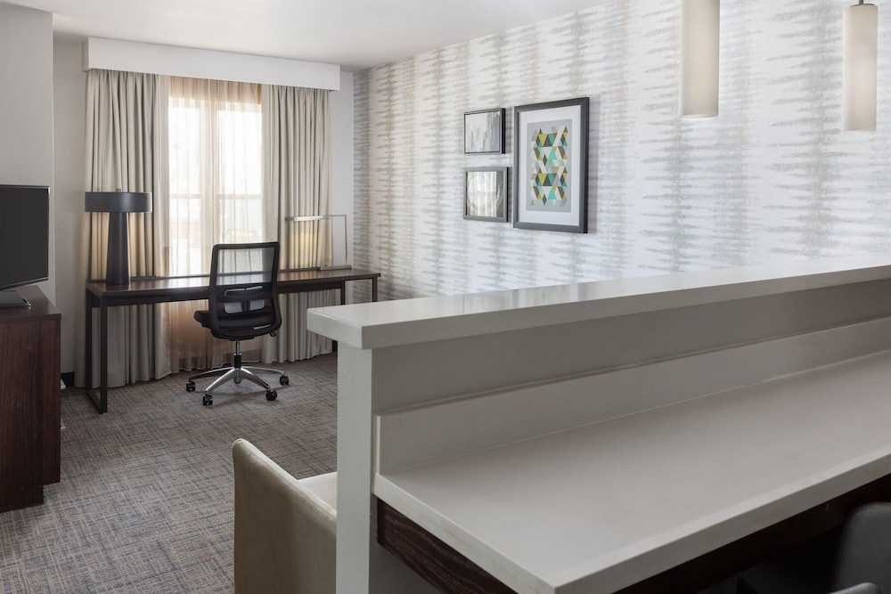 Residence Inn by Marriott Kansas City at The Legends - photo 12