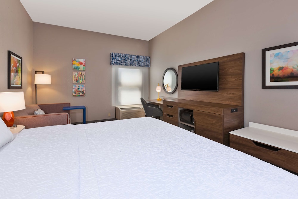 Hampton Inn Princeton - photo 11
