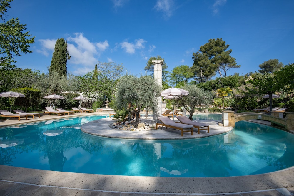 Hotel Les Messugues - carbon neutral hotel in Saint-Paul-De-Vence