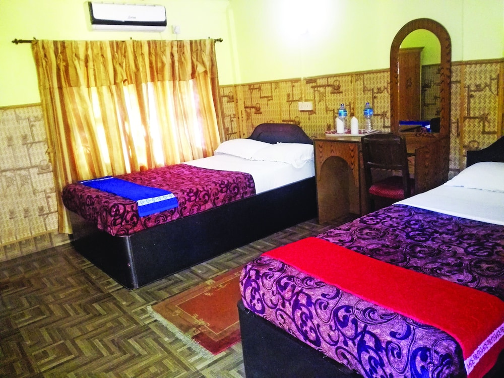 Rainbow Safari Resort in Bharatpur, Nepal