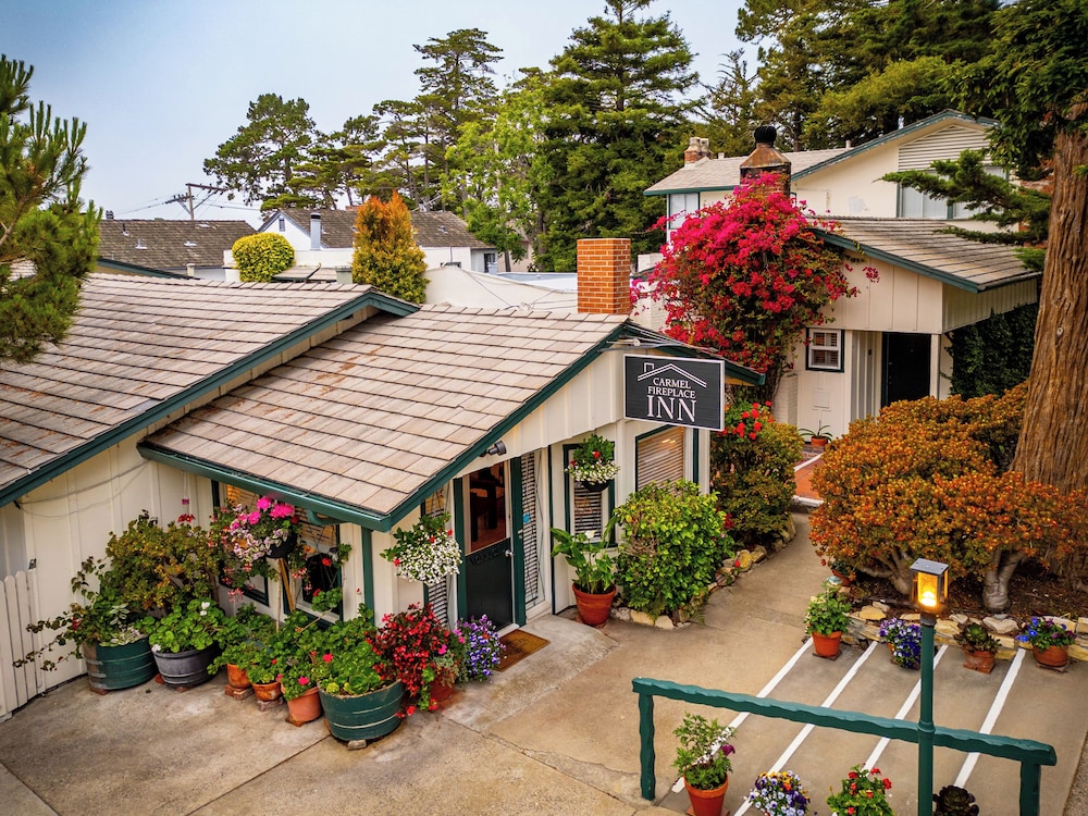 Carmel Fireplace Inn - photo 56