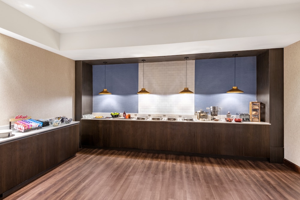 Holiday Inn & Suites Pittsfield Berkshires by IHG - photo 34