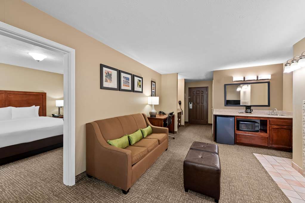 Comfort Inn & Suites El Centro I 8 - photo 19