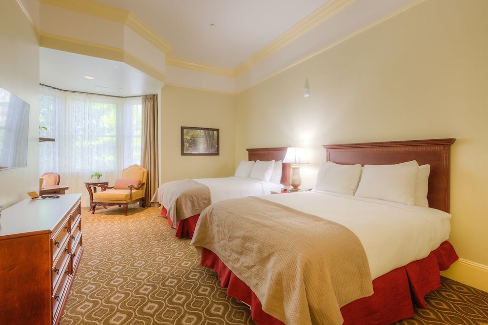 Hotel Diamond Chico - photo 3
