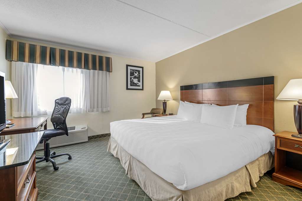Best Western Plus Augusta Civic Center Inn - photo 30