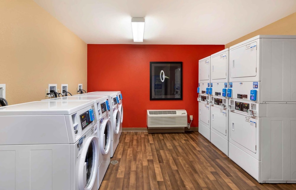 Relax Suites Extended Stay La Mirada - photo 22