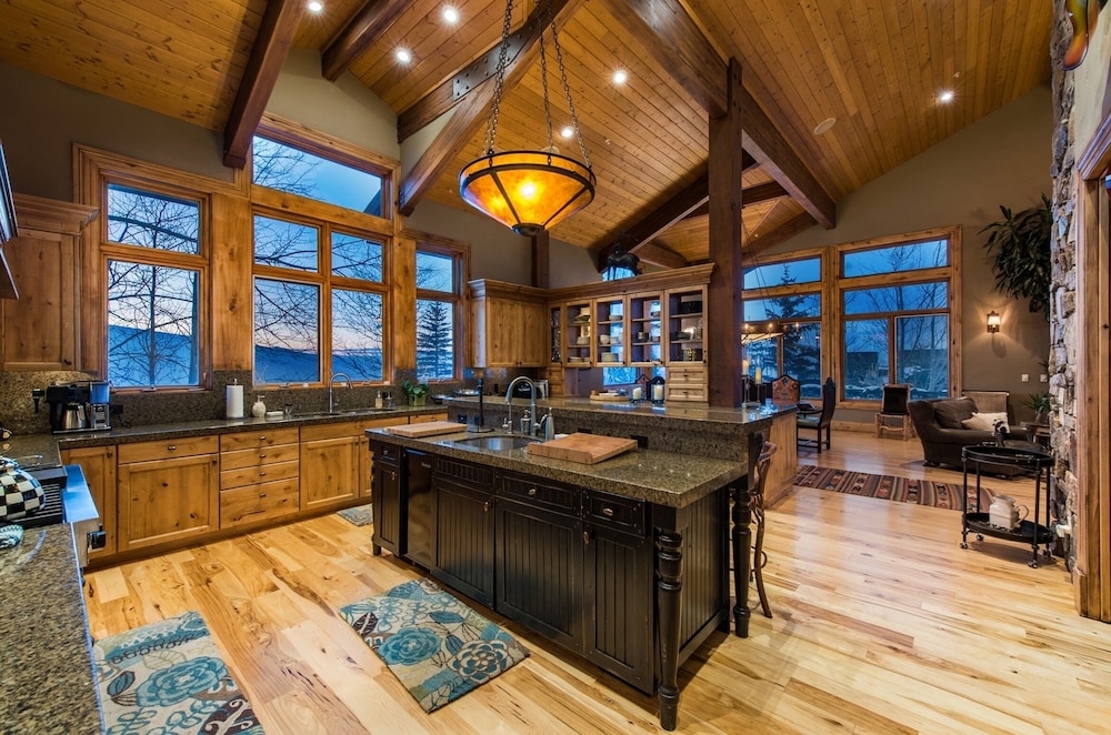 Abode in Deer Crest - photo 17
