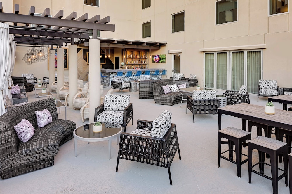 Hotel Indigo Austin Downtown University by IHG - photo 50