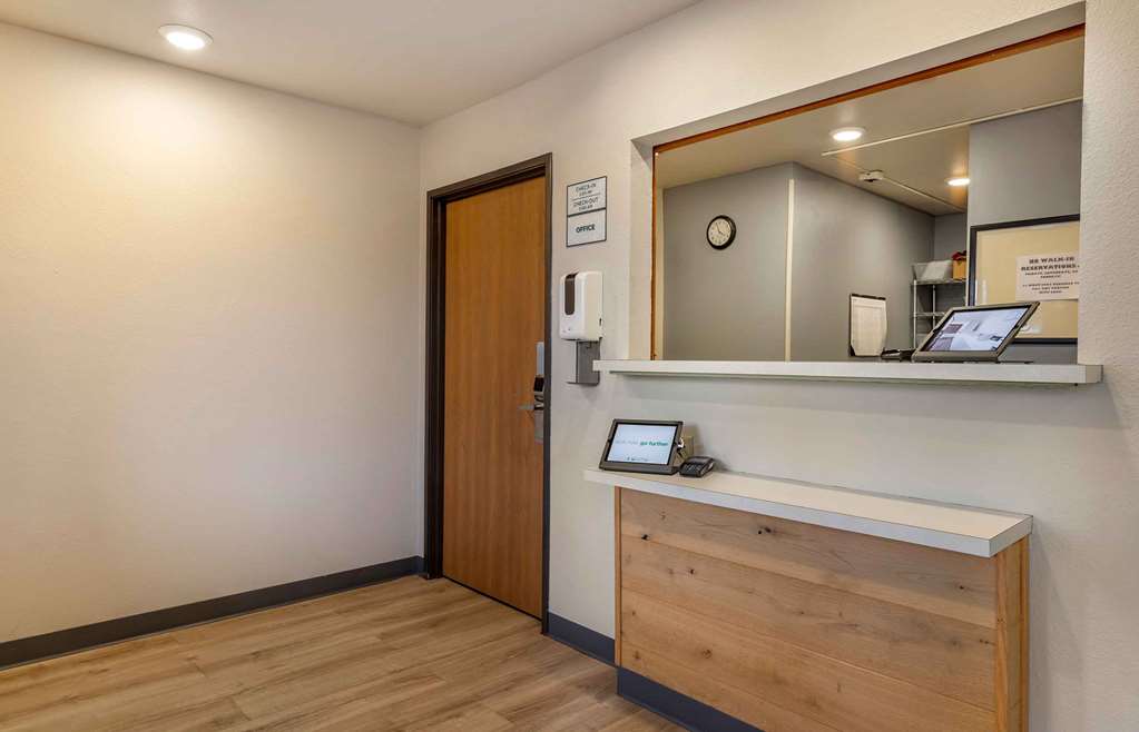Extended Stay America Select Suites Wichita North - photo 6