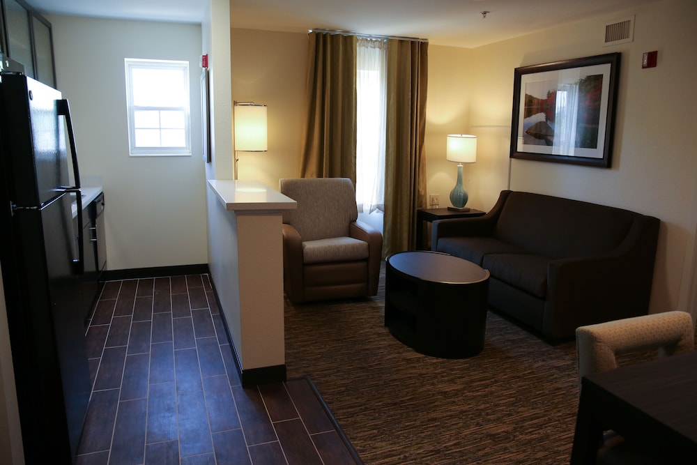 Candlewood Suites Portland Scarborough by IHG - photo 16