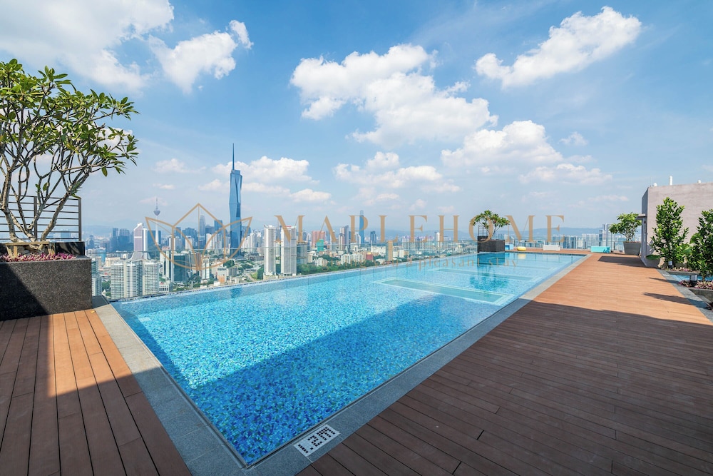 Riveria Premier Suites Kuala Lumpur — 4-Star Luxury Hotel in Kuala Lumpur, Malaysia