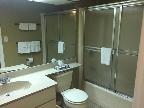 Charlotte Bay Resort - photo 11
