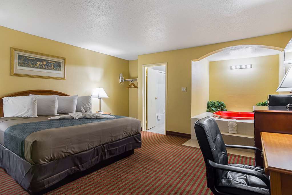 Econo Lodge Jacksonville near Little Rock Air Force Base - photo 20