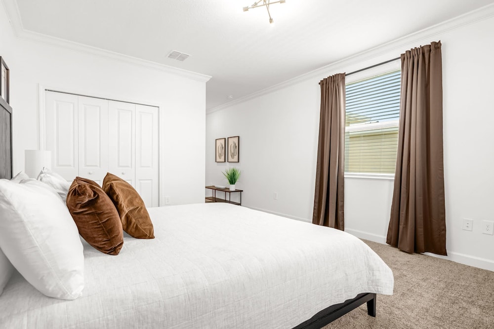 Upstay Modern Luxury Home w Pool Spa Resort - photo 20