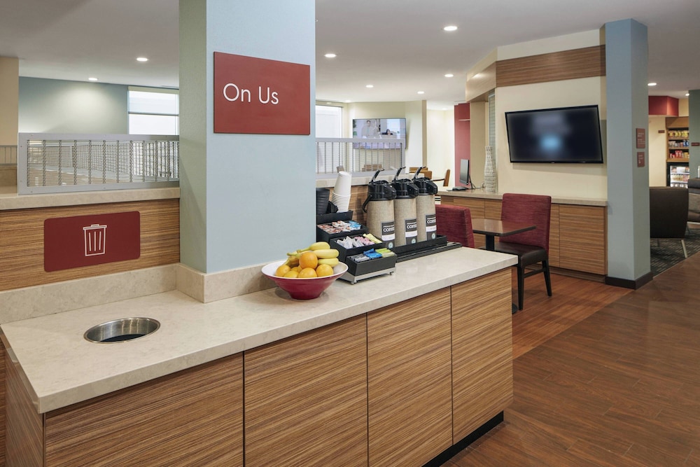 TownePlace Suites by Marriott Tampa South - photo 20