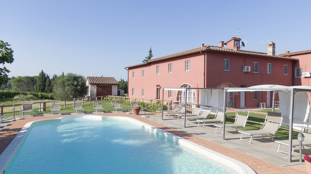 Residenza Piandaccoli — 4-Star Luxury Hotel in Lastra A Signa, Italy