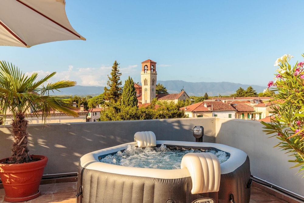 Casa Stella in Lucca — 4-Star Luxury Hotel in Lucca, Italy