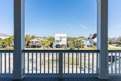 Conch Out by Oak Island Accommodations - photo 47