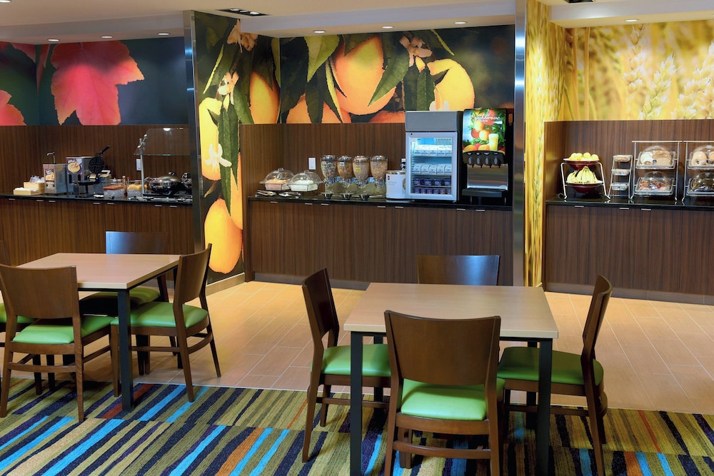 Fairfield Inn & Suites by Marriott Omaha West - photo 22