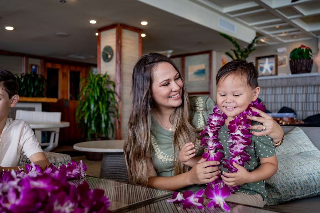 Outrigger Waikiki Beach Resort - photo 13