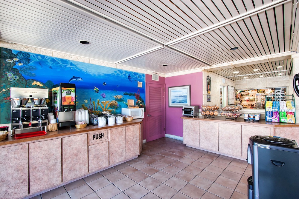 Marina Del Mar Resort and Marina - photo 57