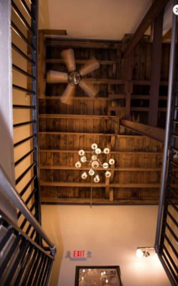 Stone Mill Hotel & Suites - photo 113