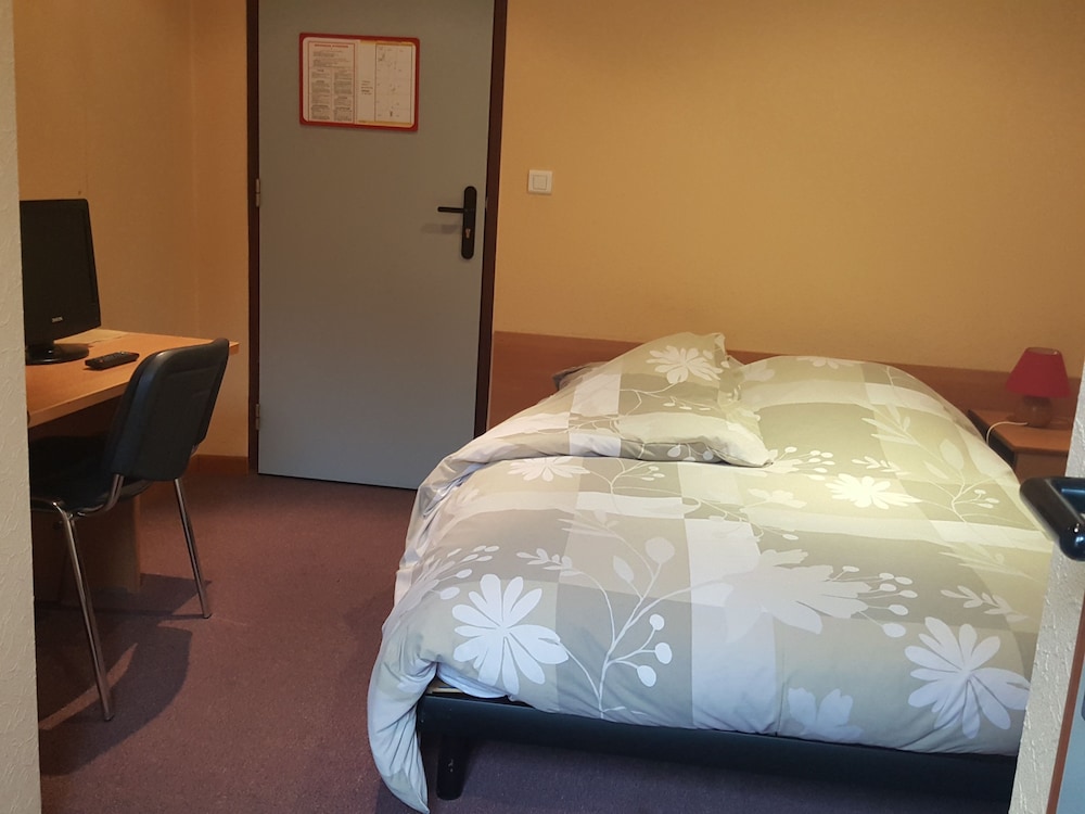 H tel Du Tourisme - last minute hotel in Unknown City